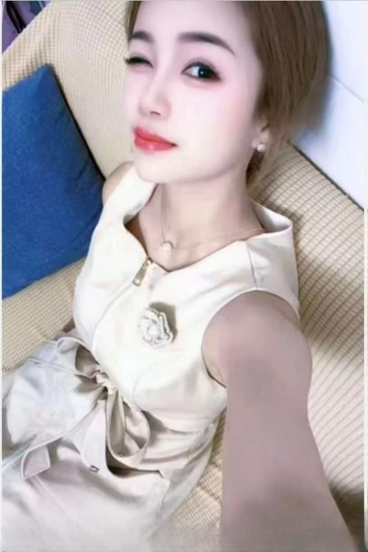 短发御姐可菲 图 2