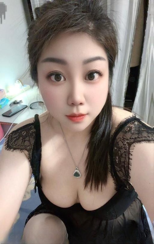 情趣邻家少妇