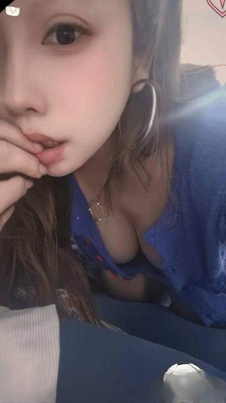 后入肥臀骚妞妞 图 3