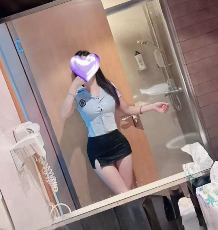 肤白诱人燕子