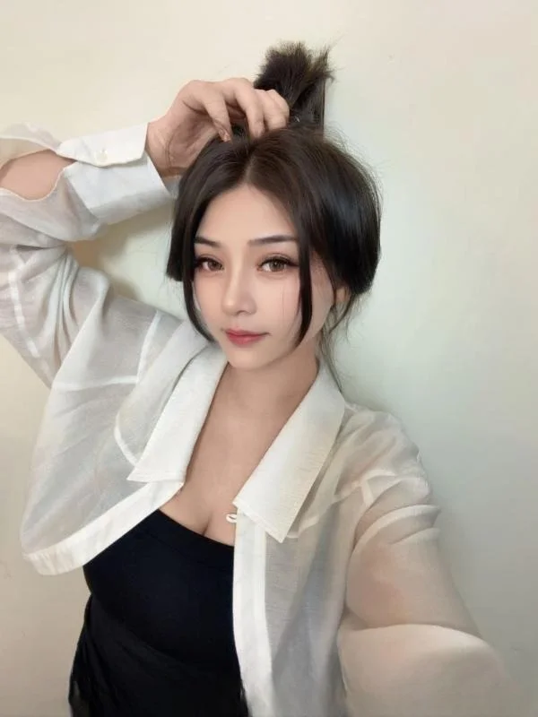 东莞性感小迪丽热巴 图 2