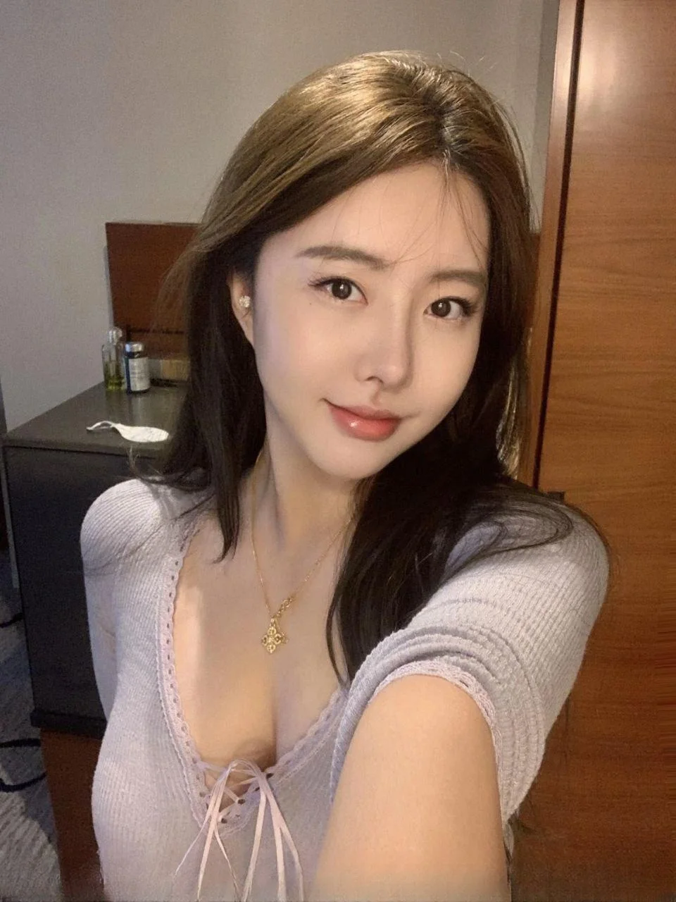 情趣口活好嫩妹 图 3