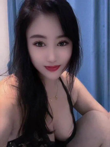 服务系大奶少妇