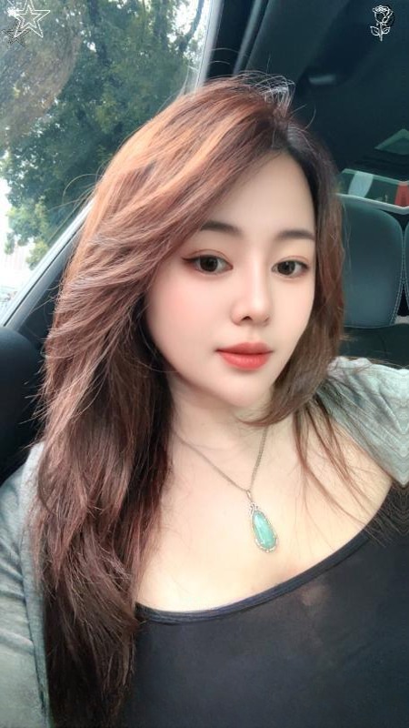 风情D奶美妇 图 2