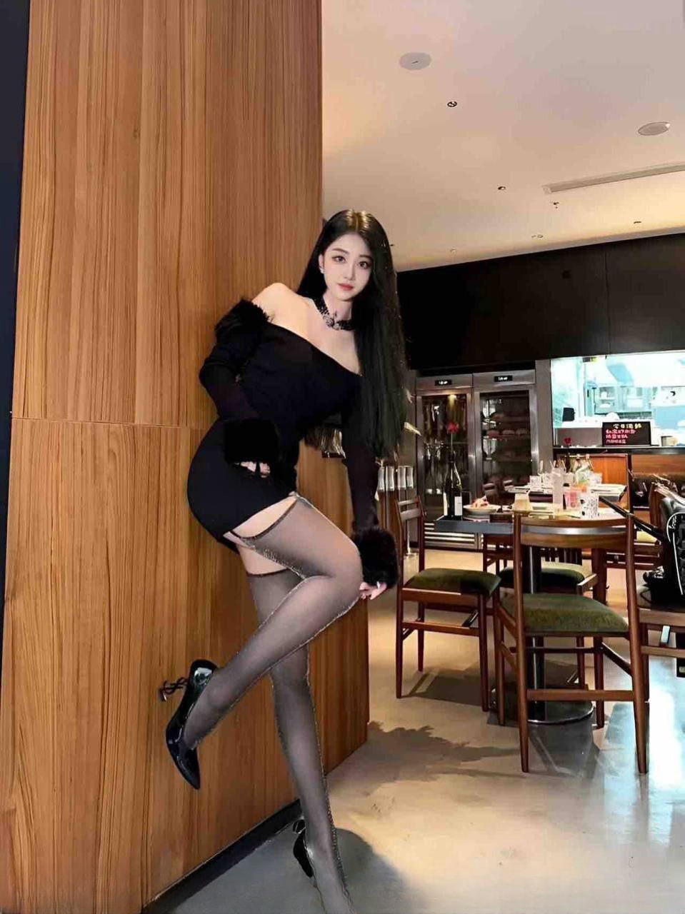 水灵灵肉臀 图 2