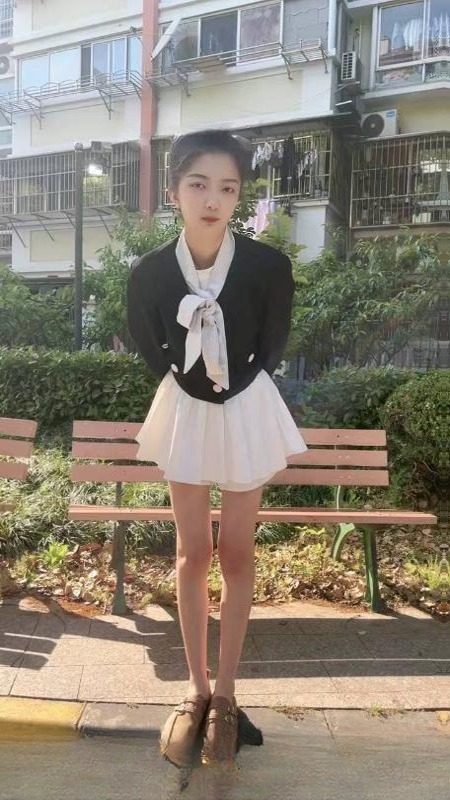 刚下海小姐姐 图 3