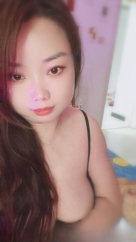 丰满少妇小美