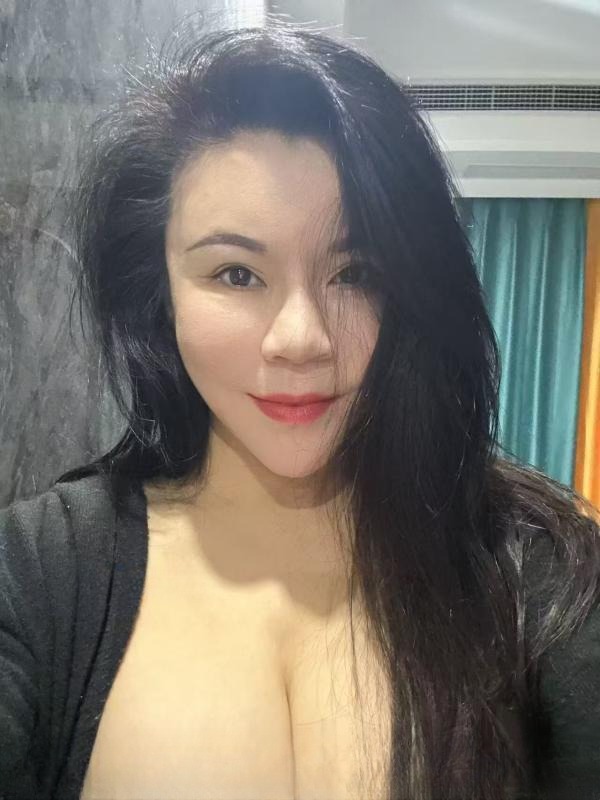 万象城E奶老凤 图 3