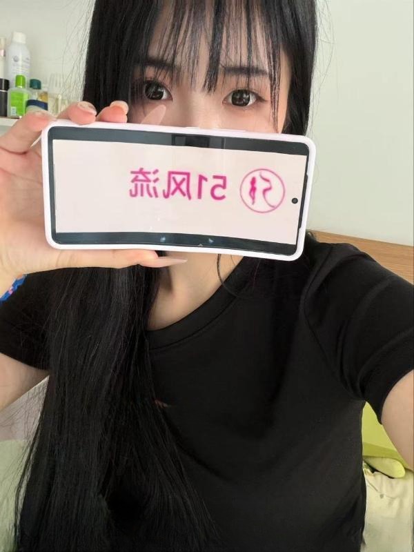174长腿嫩妹