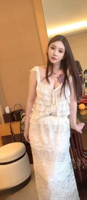 妩媚性感西西 图 3