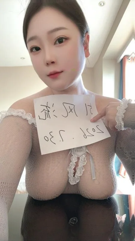 大胸喷水穴紧妹妹