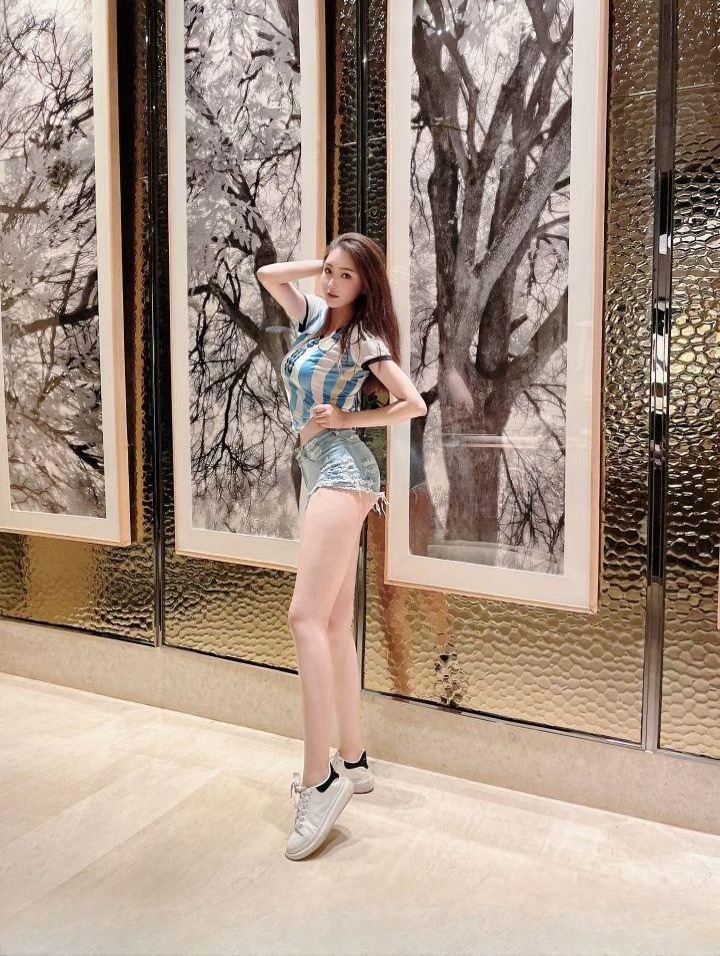 大胸美乳足球宝贝好泄火 图 2