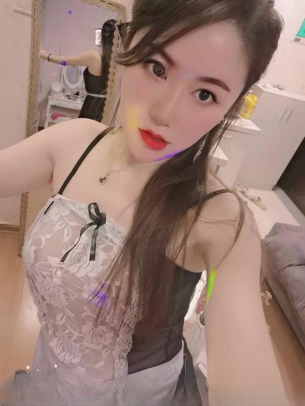 汉口诱人小姐姐 图 2