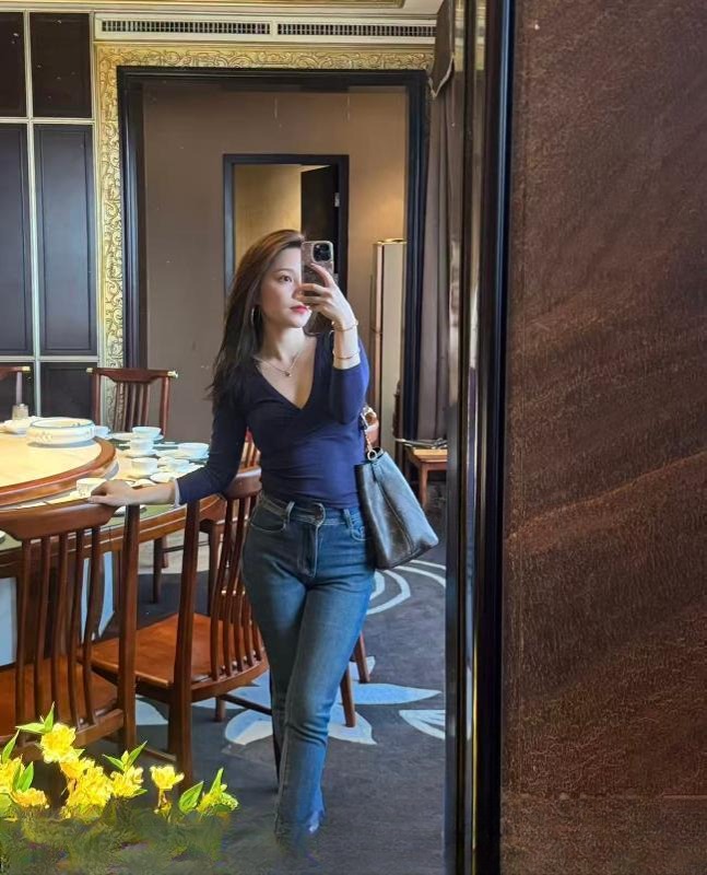 口爆美乳翘臀御姐 图 4
