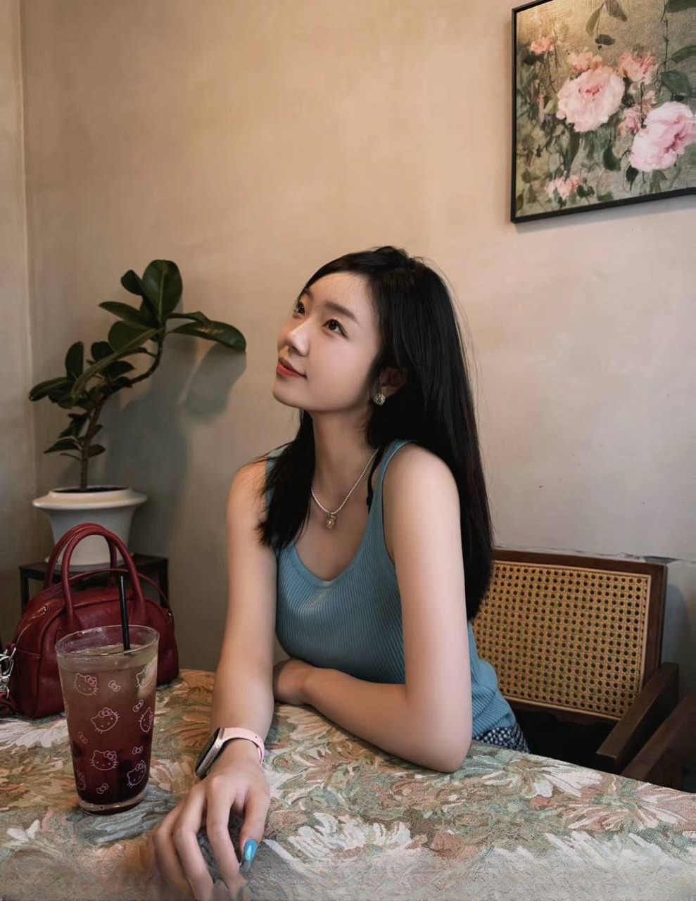 验证水多活好的小美女 图 2