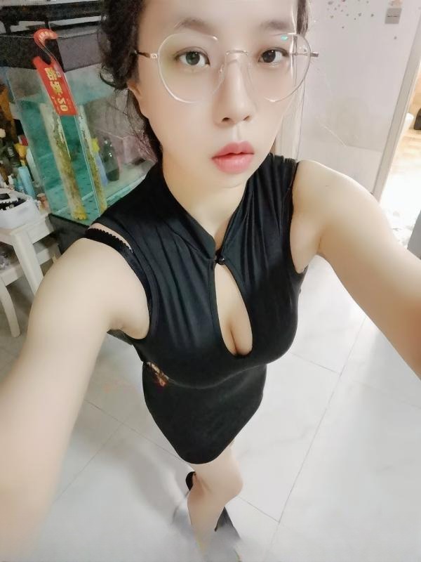 航天城甜御小姐姐鱼儿