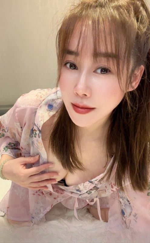 吴江性感美腿瑶瑶