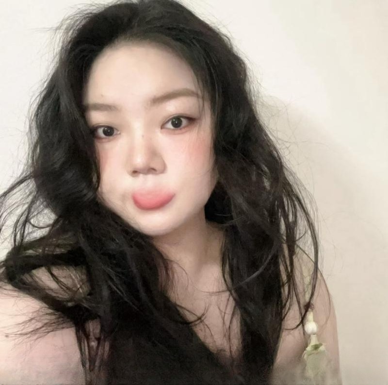 天府二街便宜大码女孩