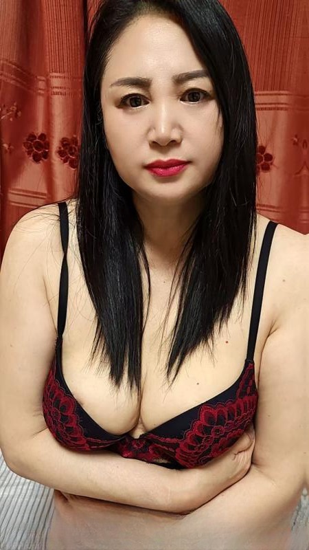 包头泄火丰满熟女 图 2
