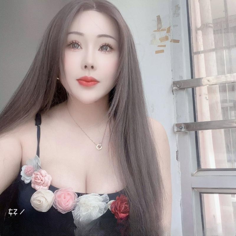 36D大奶少妇 图 4