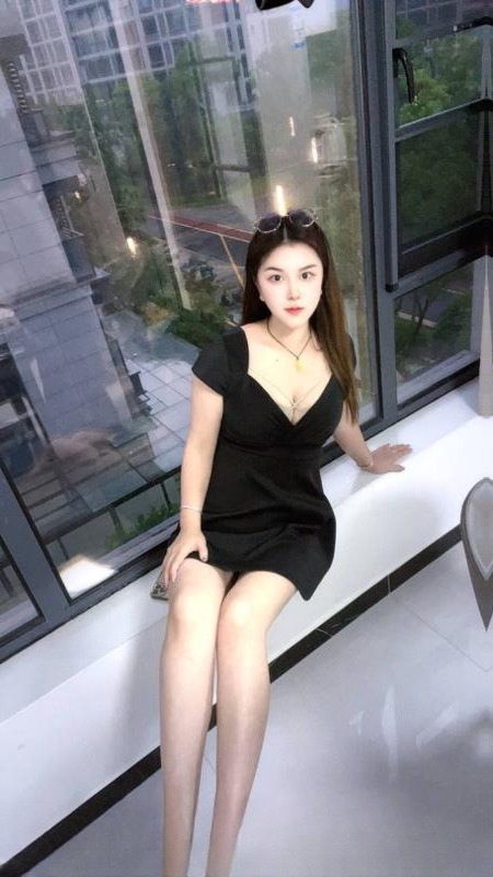 风骚服务型气质老师 图 2