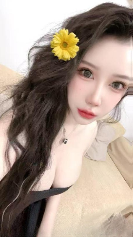 高挑天然大胸菲菲 图 2