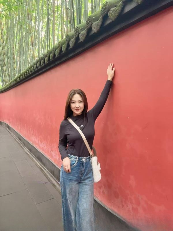 铁西小妲己