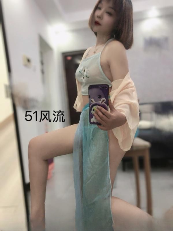 口活一流的小骚妇 图 2