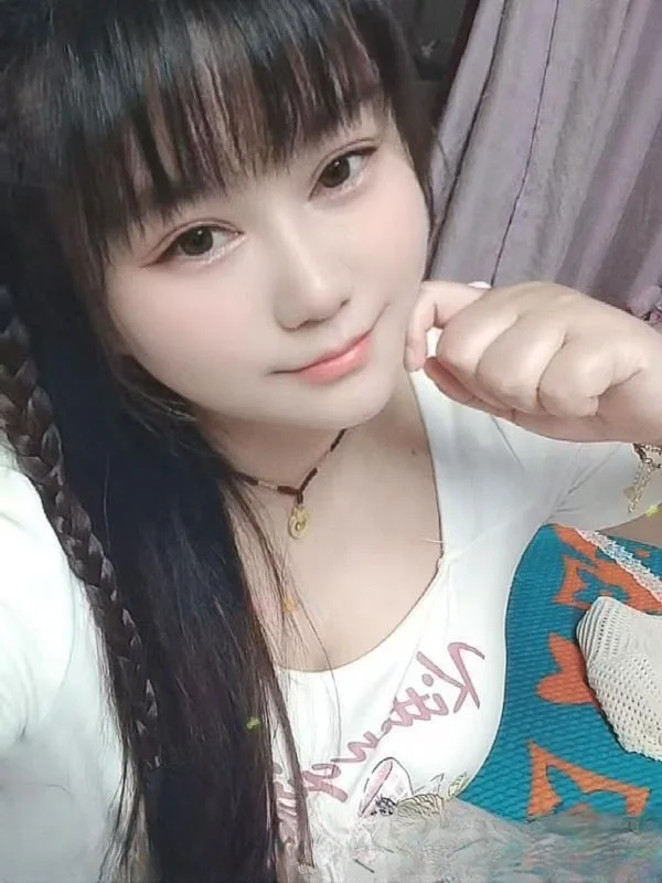 兼职妹子 图 2