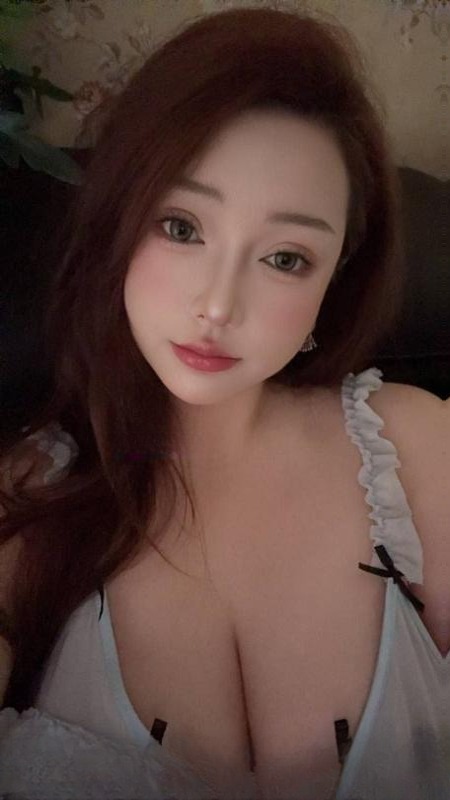 郑州服务系巨乳依依 图 2