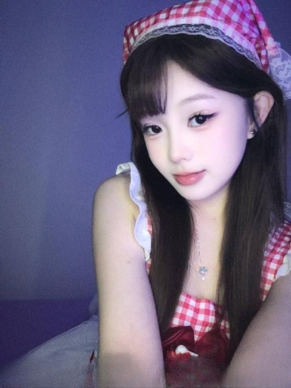 海珠肤白服务系嫩妹