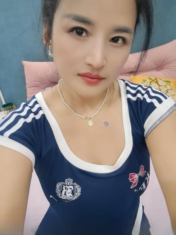 钟楼老板娘