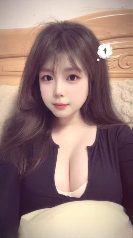 包河女友系大胸妹