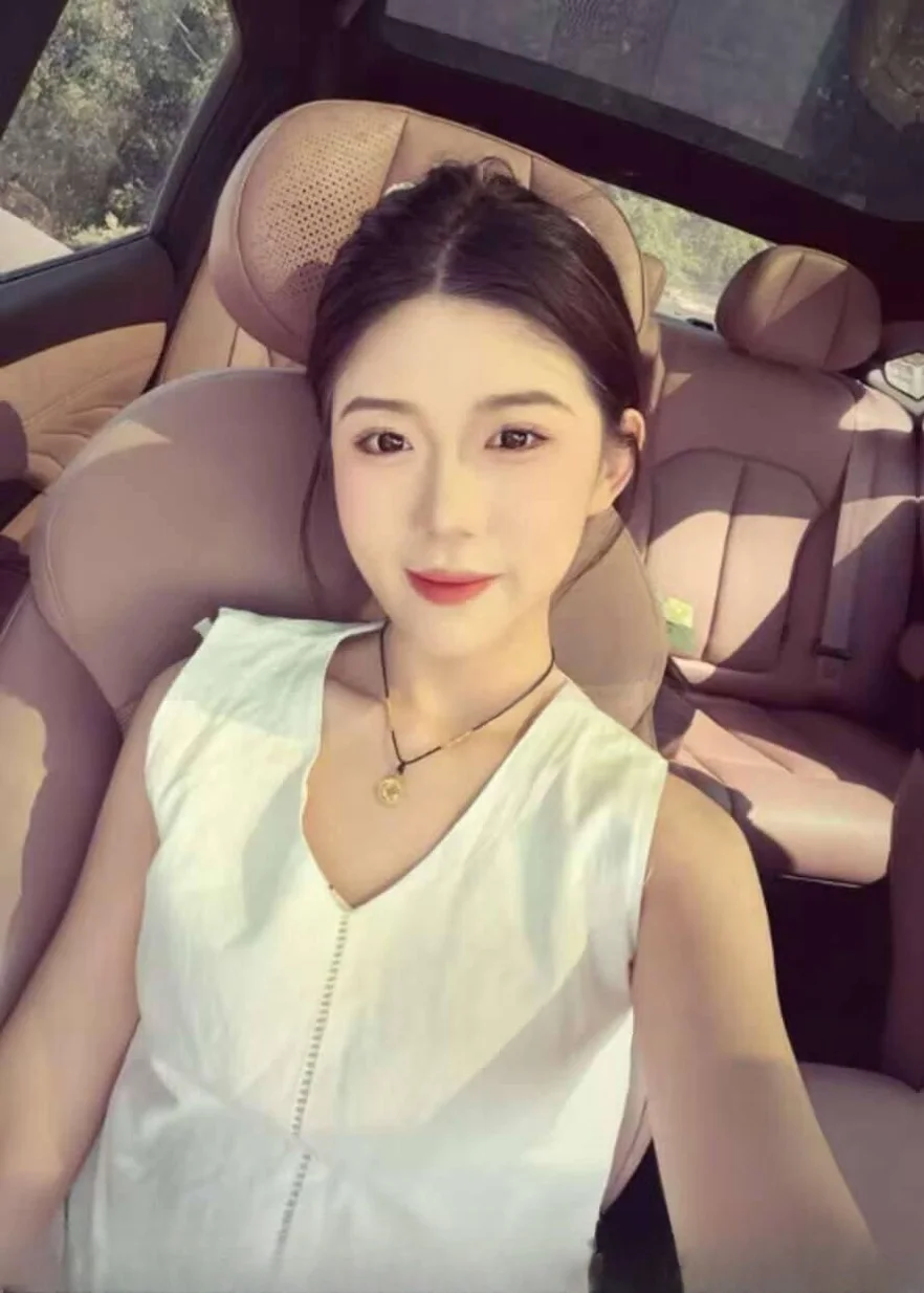 粉嫩精致小可爱