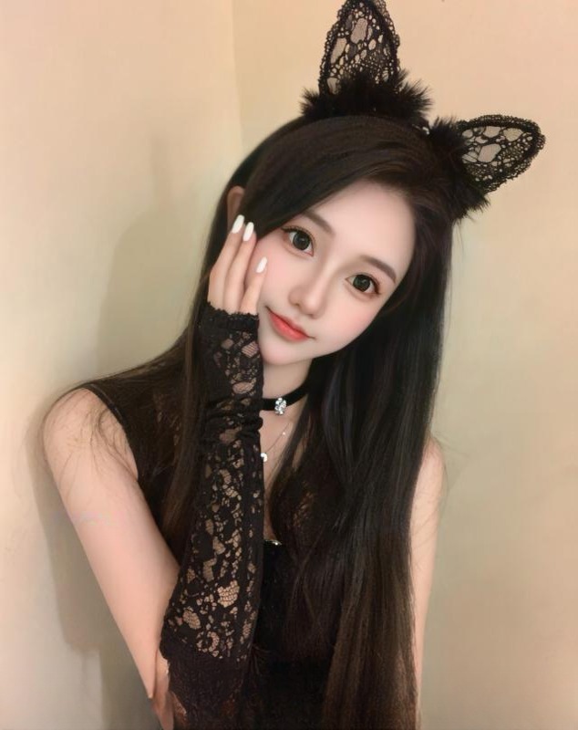 丰满情趣御姐在兼职 图 4