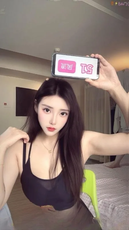 蛇腰美奶骚狐狸 图 3