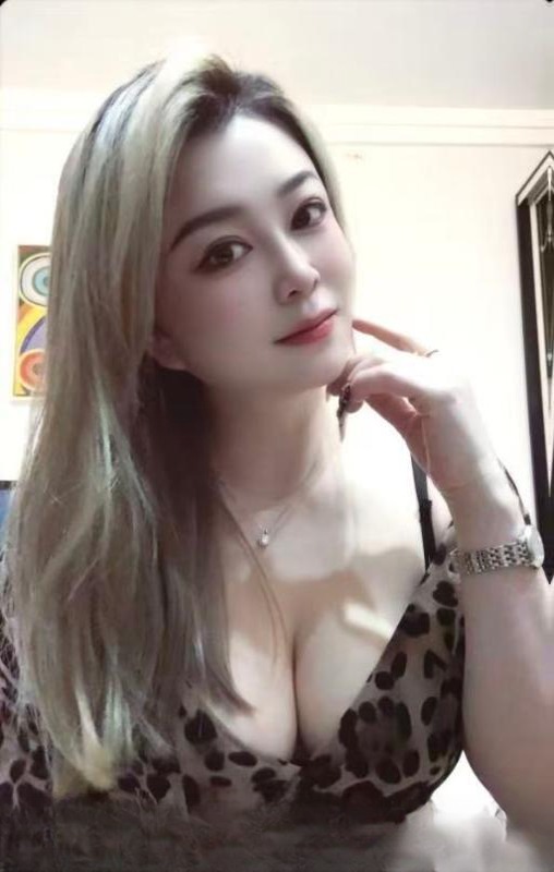 东北丰满型少妇