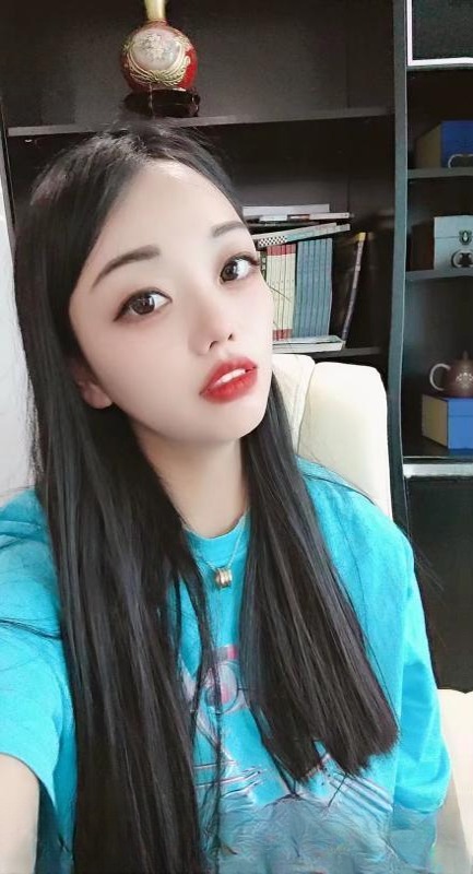 杨梦医美兼职 图 2