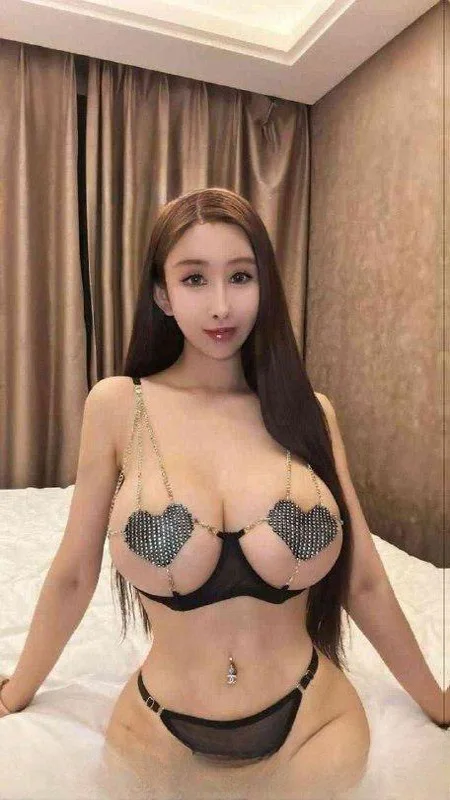 极品少妇饱满多汁 图 2