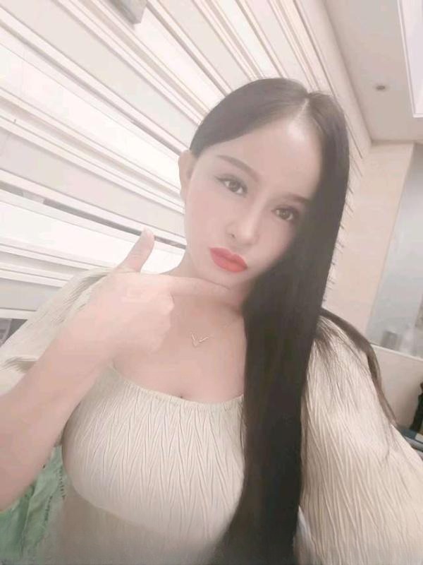 爱发骚的少妇
