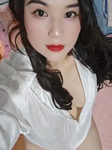肉臀少妇玲玲