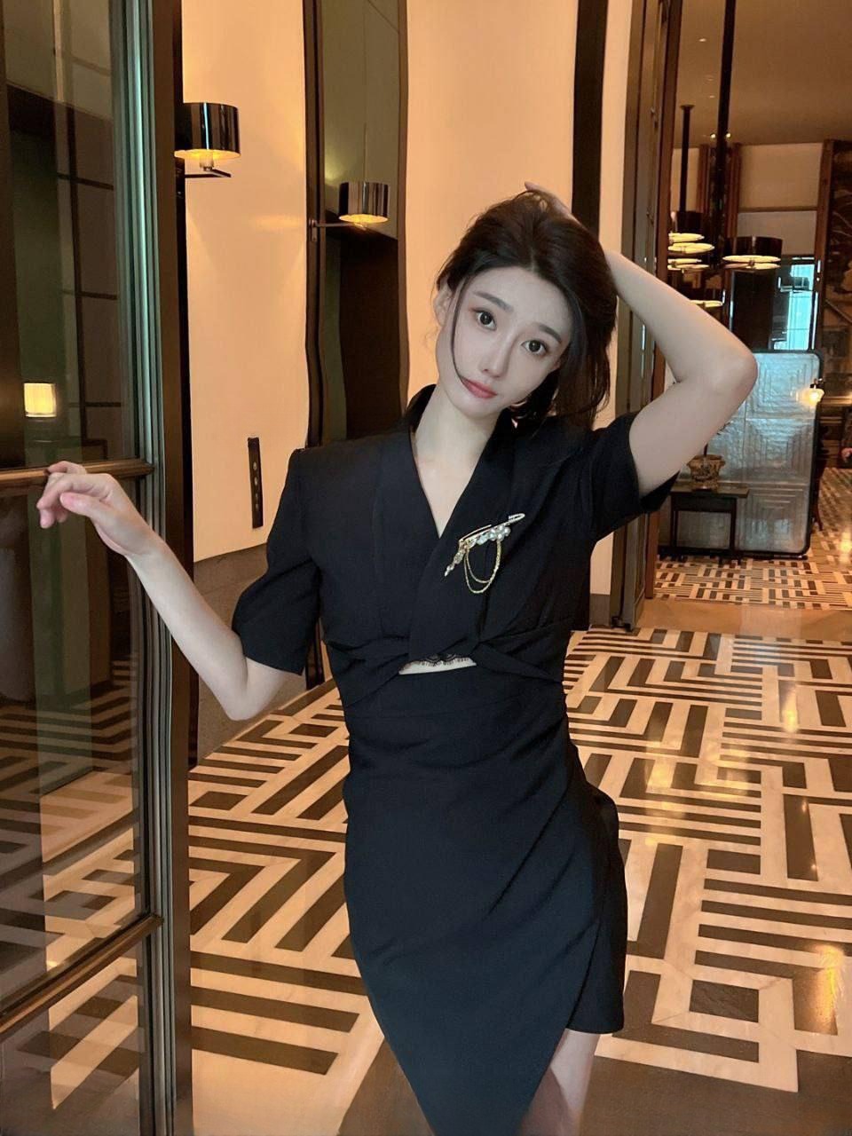 制服田田