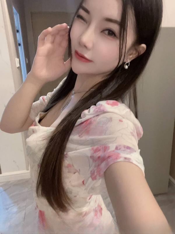 南山区胸大臀翘老师