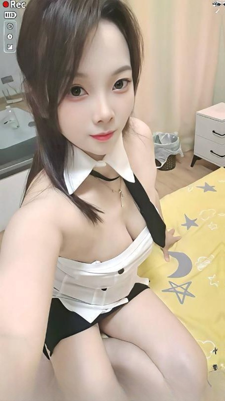 舌吻管够69管饱小姐