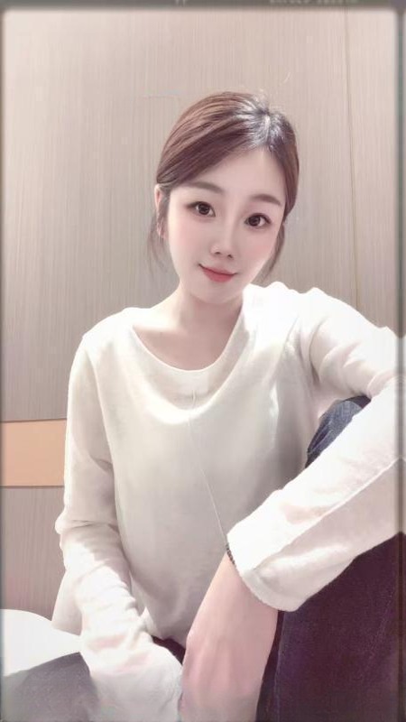 清纯特骚反差小嫂子 图 3