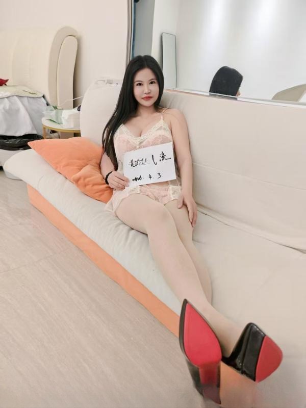 服务系制服性感骚妇