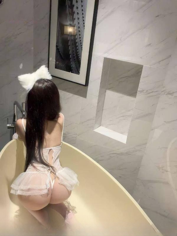 纯情模特兼职 图 2