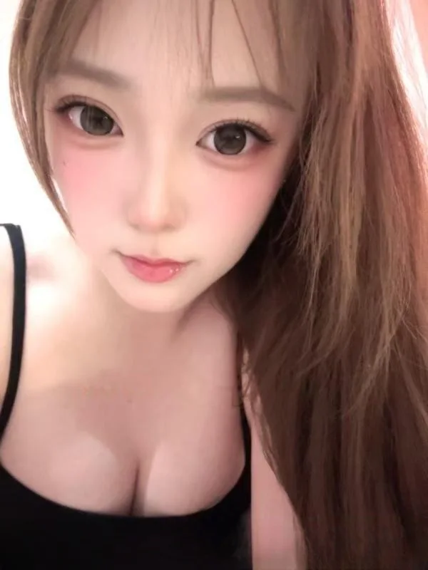 性感大胸女友