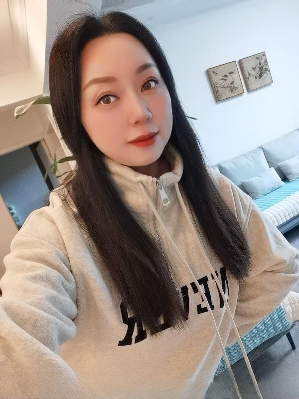 昆明新迎文艺小嫂嫂