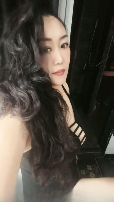 番禺丰满熟女水床服务 图 2